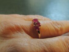 Bague or jaune 18 carats rubis et diamants