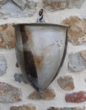 vase vide poche mural en grès ceramique signé