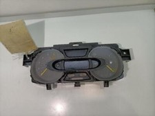 248103774R tableau de bord