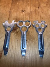 LOT DE 3 clés acier multifonctions et démonte pneus pour vélo récent et vintage