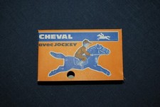 JOUSTRA TRES RARE CHEVAL NOIR AVEC JOCKEY A FRICTION REF 1047 EN BOITE