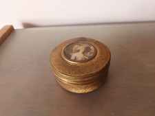 BOITE A POUDRE EN LAITON (