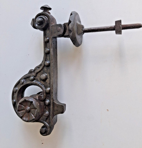 Ancien heurtoir porte xixe - de,