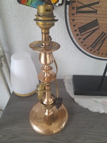 Pied lampe ancien - ancien, en