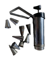 ANCIEN APPAREIL SERINGUE POCHE A DOUILLE CUISINE DESSERT PAS LIVRE RECETTE