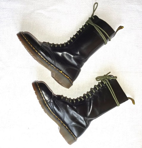 Martens trous noires - trous,,