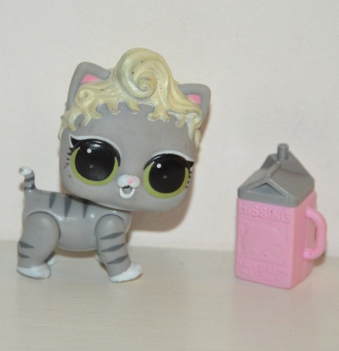 Petite figurine lol - petite,