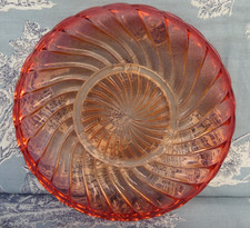 Petite Assiette,coupelle en Cristal de BACCARAT Modèle Bambou Tors Rose , signé