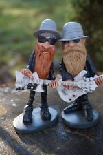 841.07 B   2 FIGURINES GROUPE ROCK ZZ TOP MUSICIEN  DUSTY HILL BILLY GIBBONS CD