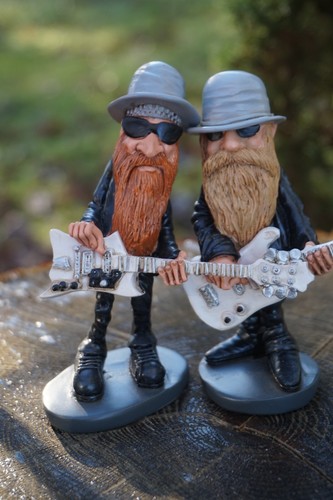 841 2 figurines groupe - ,