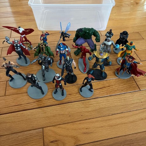 Lot figurines avengers - de,