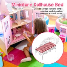 Lit Miniature De Maison De