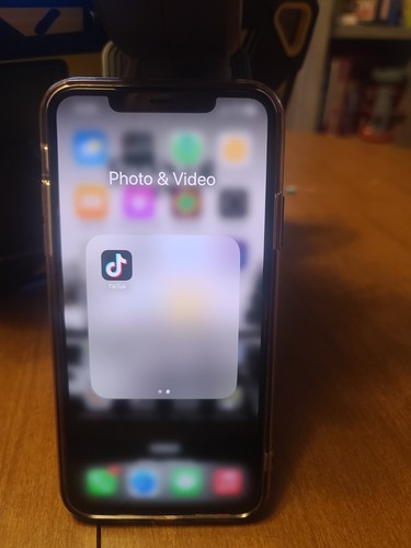 Apple iphone pro - apple, max