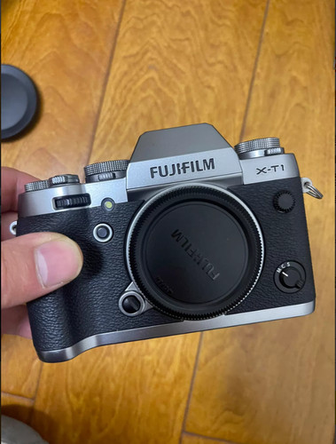 Fuji xt1 silver 3mp - 16.3mp, x-trans