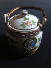 pot à biscuit en porcelaine