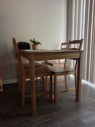 Ikea bjursta extendable round - extendable,