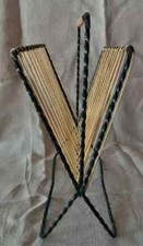 Porte-revues vintage scoubidou