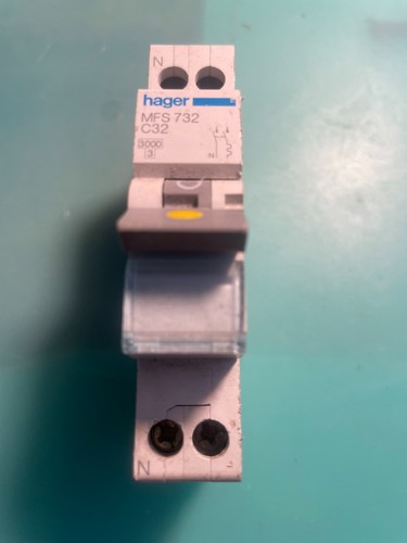 Disjoncteur mfs732 c32 hager - c32,