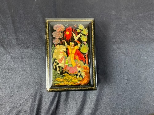 Ancienne boite laque - , russe