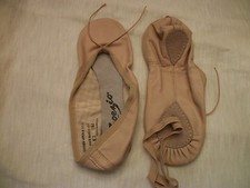 Capezio Ballet Shoe Allegro