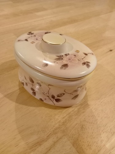 Boîte vintage porcelaine - vintage,
