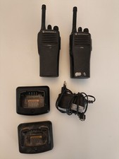 LOT DE 2  RADIOS ANALOGIQUE UHF  CP040 MOTOROLA + BATT + CHARGEURS