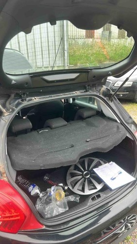 Plage arriere peugeot 208 - 208, 1