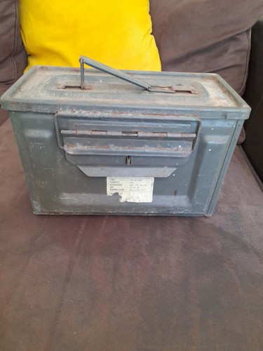 Ancienne caisse munitions - ancienne,