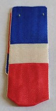 FRANCE: Ruban tricolore pour