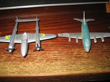 lone star et mia deux avions miniatures bon et mauvais etat