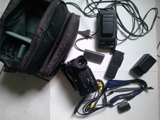 Camescope SONY  SteadyShot Handycam Vidéo 8 AF CCD-TR501E PAL 8mm (fonctionne)