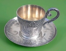 BELLE TASSE  À  CAFÉ ET  SA