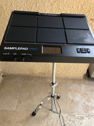Samplepad pro alesis - +, pied