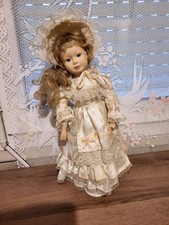 ancienne poupée tête main et