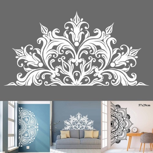 Neuf mandala demi - mandala, en