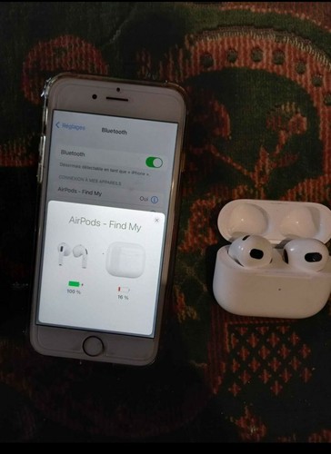Iphone 32go avec airpods - 6s,