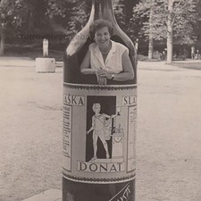 Photo ancienne femme encadrée
