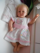 robe  ancienne  pour poupée