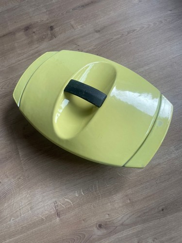Cocotte fonte jaune années - cocotte,