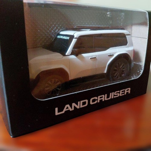 Toyota land cruiser - land, miniature