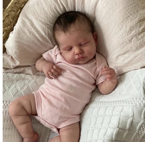 Realistic reborn baby doll - reborn,
