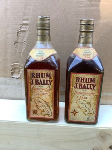Lot deux bouteilles rhum - deux,