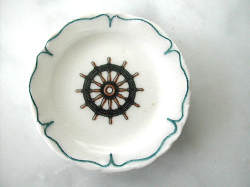 Fève 2004 assiette - fève,