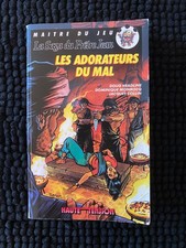 livre les adorateurs du mal