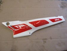 Cache latéral gauche pour