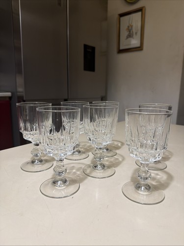 Verres pied cristal d - à,