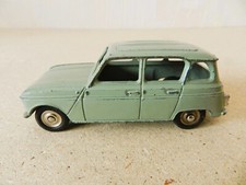 DINKY TOYS Junior RENAULT R4 L berline