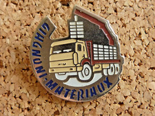 Pin pins badge automobile - pin's,