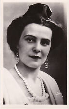 * 13 BOUCHES du RHONE * ARLES Première Reine Angèle Vernet 1930-1947  arlésienne