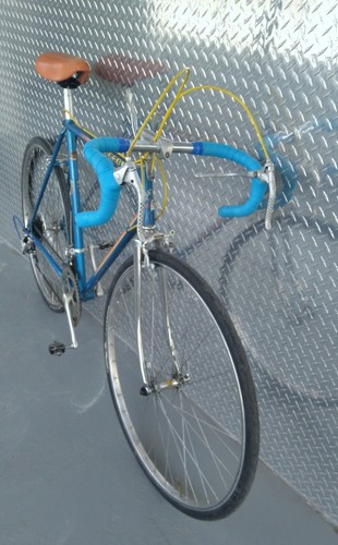 Vintage 1970 peugeot road - vintage,